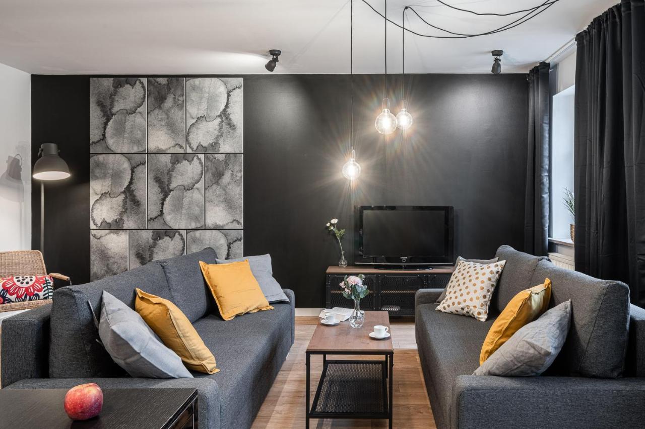 Solny Square Aparthotel Вроцлав Экстерьер фото